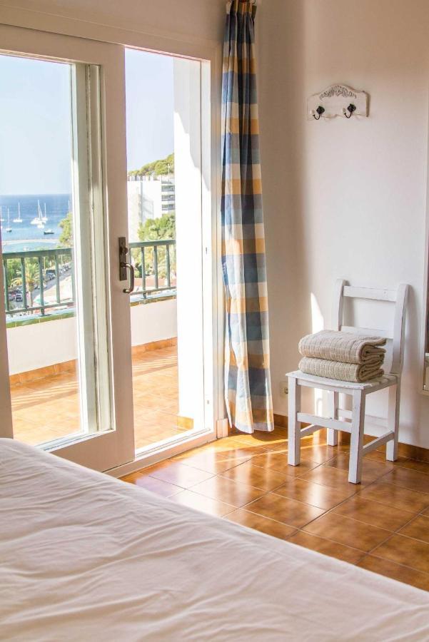 Apartamentos Encanto Del Mar Cala Galdana  Esterno foto