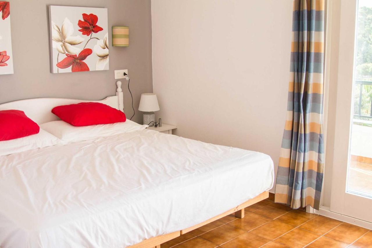 Apartamentos Encanto Del Mar Cala Galdana  Esterno foto